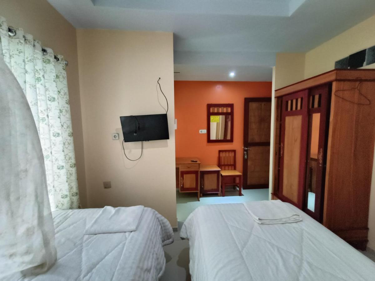 Balqies Homestay Syariah Makassar Mitra Reddoorz Exterior foto